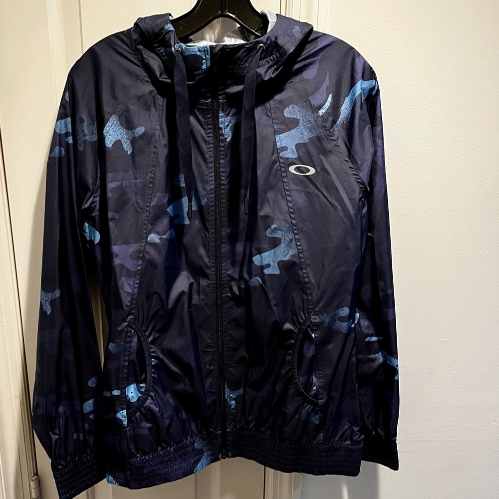 NWT Oakley Camo navy blue wind breaker jacket